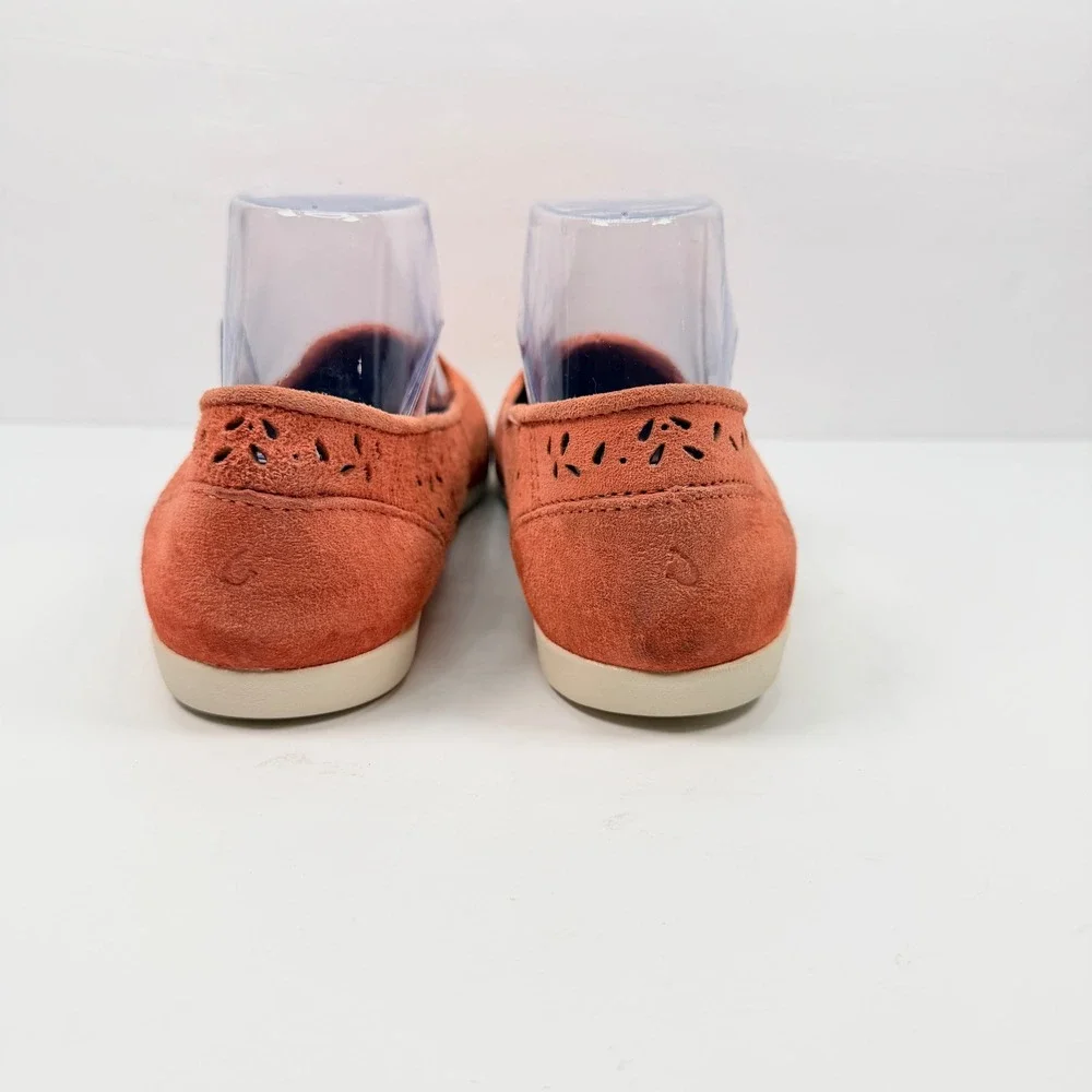 Olukai Womens 8 Momi Coral Rose Suede Laser Cut Perforated Loafers Flats Coastal